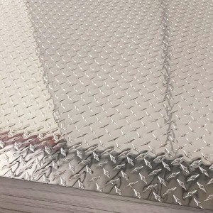 Color Coated Aluminum Checkered Tread Sheet for Anti-Slip Flooring